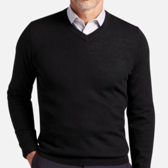 Joseph Abboud Other - Joseph Abboud Modern Fit V-Neck Merino Wool Sweater .  colour :Black